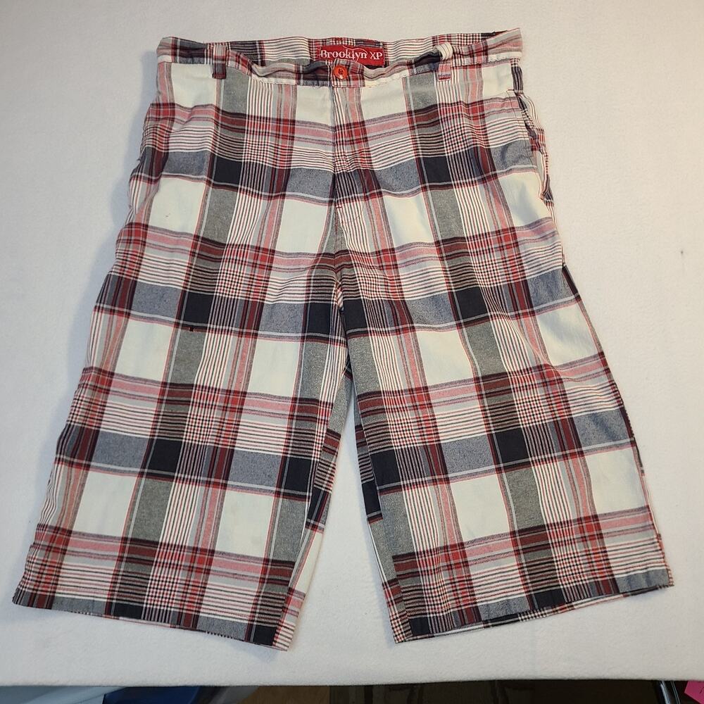 Brooklyn Express Men's Size 36 Plaid Shorts With Belt loops
